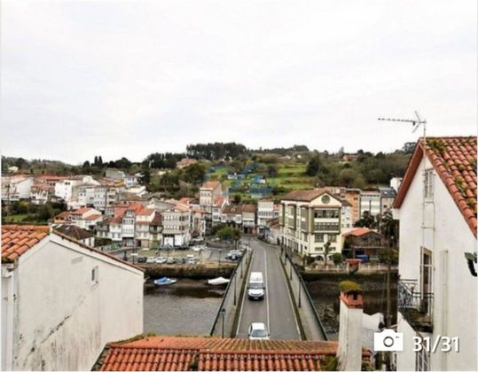 Foto 2 de Casa adosada en venta en Betanzos de 10 habitaciones con balcón