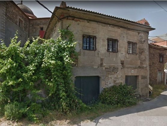 Foto 1 de Casa adossada en venda a Betanzos de 2 habitacions amb garatge i jardí