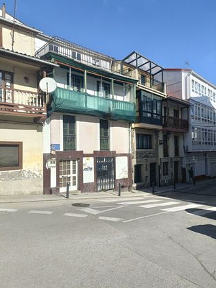 Foto 1 de Casa en venta en Betanzos de 3 habitaciones con terraza y balcón