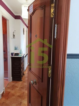 Foto 2 de Pis en venda a San Esteban de 3 habitacions amb calefacció
