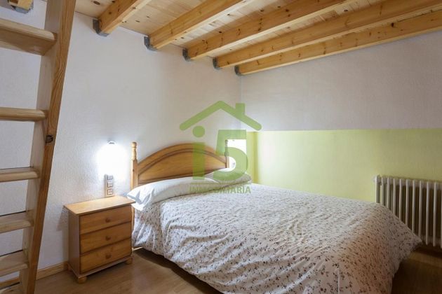 Foto 1 de Piso en venta en Puebla de Lillo de 4 habitaciones con garaje y calefacción