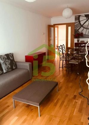 Foto 2 de Pis en venda a Trobajo del Camino de 3 habitacions amb terrassa i garatge