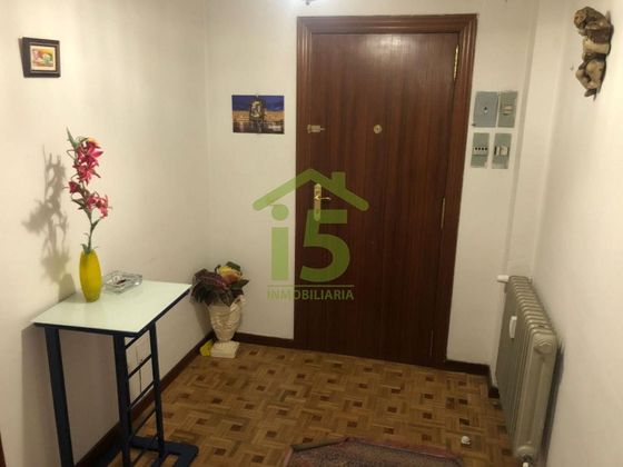 Foto 2 de Piso en venta en San Esteban de 4 habitaciones con terraza y garaje