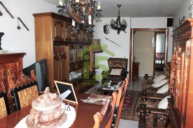 Foto 1 de Piso en venta en La Vega - Oteruelo de 4 habitaciones con terraza y garaje
