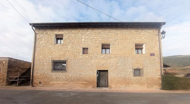Foto 1 de Casa rural en venda a Villalba de Rioja de 4 habitacions amb garatge i jardí
