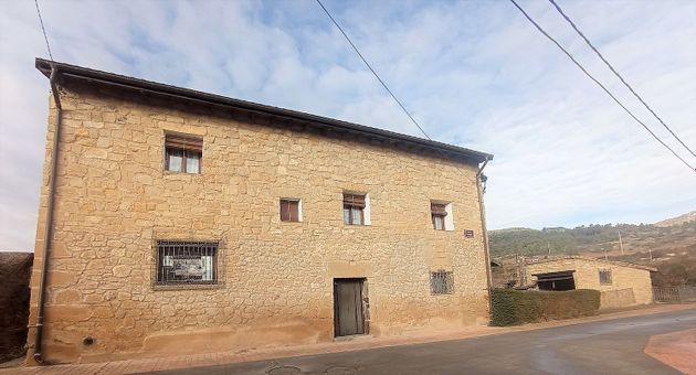 Foto 2 de Venta de casa rural en Villalba de Rioja de 4 habitaciones con garaje y jardín