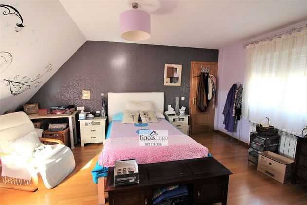 Foto 2 de Piso en venta en A Milagrosa de 4 habitaciones con terraza y garaje