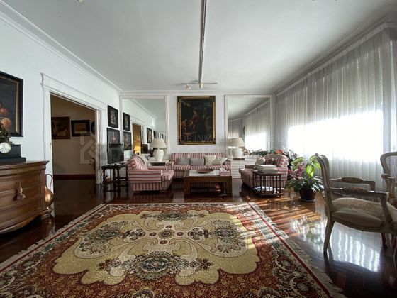 Foto 1 de Pis en venda a Centro - Logroño de 5 habitacions amb terrassa i balcó