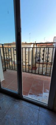 Foto 2 de Venta de piso en Universidad - Los Lirios de 2 habitaciones con terraza y calefacción