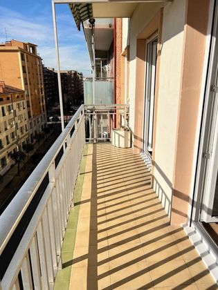 Foto 1 de Pis en venda a Centro - Logroño de 2 habitacions amb terrassa i balcó