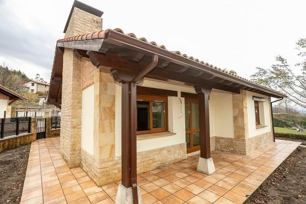 Foto 1 de Casa en venda a Val de San Vicente de 3 habitacions amb jardí i calefacció