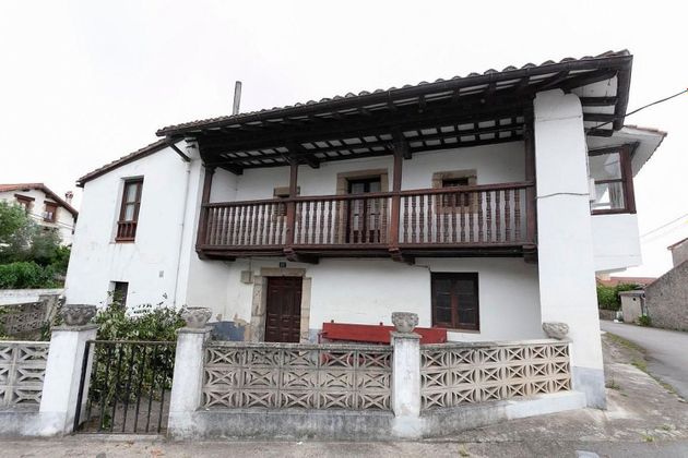 Foto 1 de Casa en venda a San Vicente de la Barquera de 3 habitacions amb terrassa i jardí