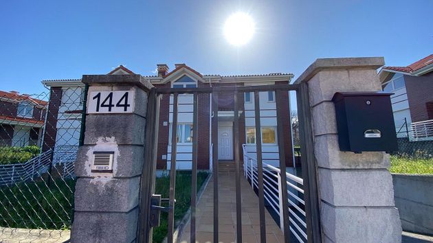 Foto 1 de Casa en venda a Castro de 4 habitacions amb terrassa i garatge