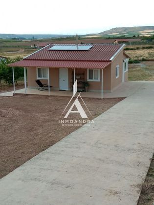 Foto 1 de Venta de casa en Villamediana de Iregua de 1 habitación con jardín y calefacción