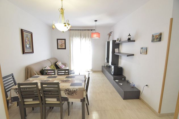 Foto 2 de Pis en venda a calle Tullido de 3 habitacions amb garatge i mobles