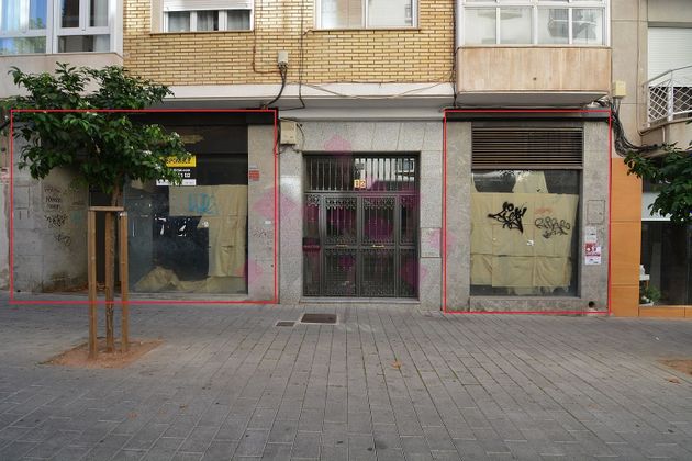 Foto 2 de Local en venda a calle Montesa de 248 m²