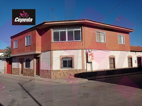 Foto 1 de Casa en venda a calle Luisa de la Cerda de 2 habitacions amb calefacció