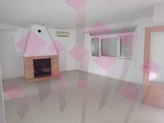 Foto 2 de Chalet en venta en calle Aquilino Arribas Fernández de 2 habitaciones con aire acondicionado
