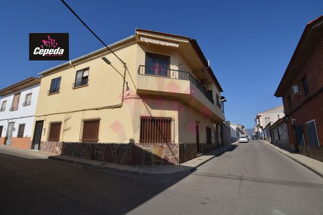 Foto 1 de Pis en venda a calle Gran Capitán de 4 habitacions amb terrassa i balcó