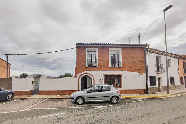 Foto 2 de Casa en venda a Buñuel de 3 habitacions amb terrassa i garatge