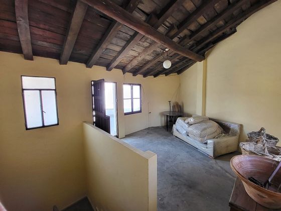 Foto 2 de Casa adossada en venda a Navalcán de 5 habitacions amb terrassa