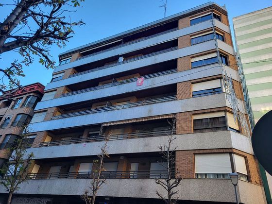 Foto 1 de Pis en venda a Centro - Corte Inglés de 5 habitacions amb terrassa i garatge