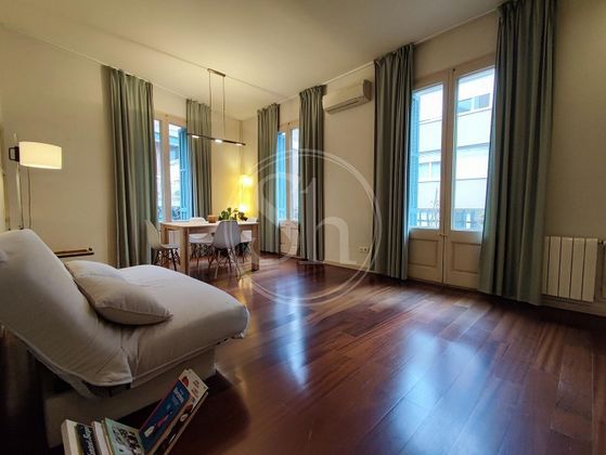 Foto 1 de Alquiler de piso en Sant Gervasi - La Bonanova de 4 habitaciones con muebles y balcón
