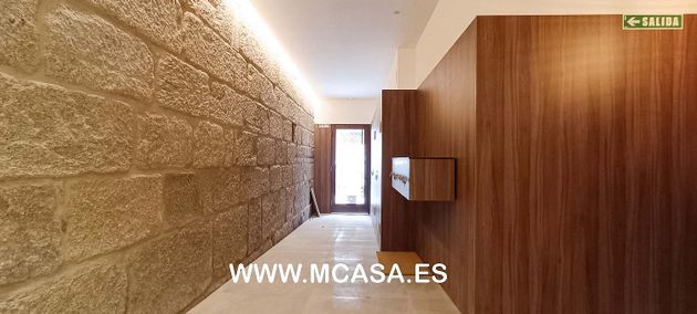 Foto 2 de Pis en venda a Praza España - Casablanca de 2 habitacions amb aire acondicionat i calefacció
