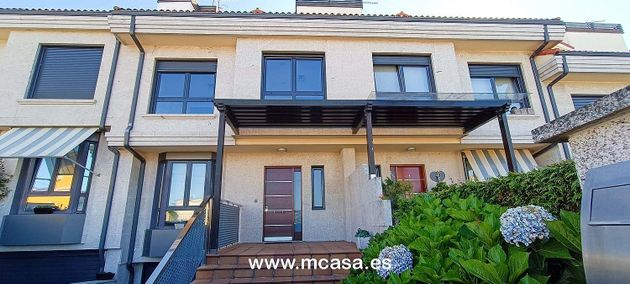 Foto 1 de Casa en venda a Praza España - Casablanca de 4 habitacions amb terrassa i garatge