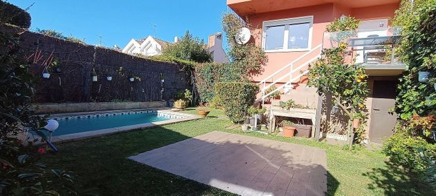 Foto 2 de Xalet en venda a Nigrán de 5 habitacions amb terrassa i piscina