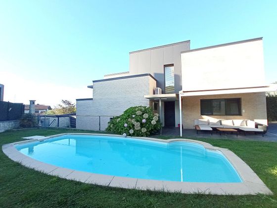 Foto 1 de Casa en venda a Azken Portu - Behobia de 3 habitacions amb terrassa i piscina