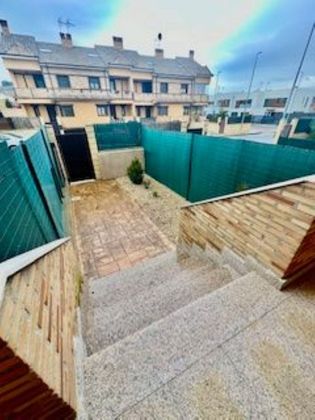 Foto 2 de Casa en lloguer a Sariegos de 4 habitacions amb terrassa i piscina