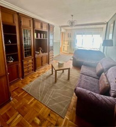 Foto 1 de Alquiler de piso en Trobajo del Camino de 4 habitaciones con terraza y muebles