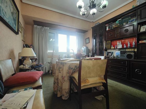 Foto 2 de Pis en venda a Sestao de 3 habitacions amb balcó i calefacció