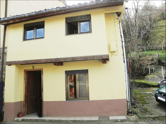 Foto 2 de Casa en venda a calle Soto del Lorío de 1 habitació amb garatge