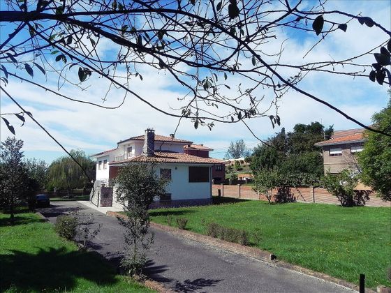 Foto 1 de Xalet en venda a Parroquias de Oviedo de 4 habitacions amb terrassa i garatge