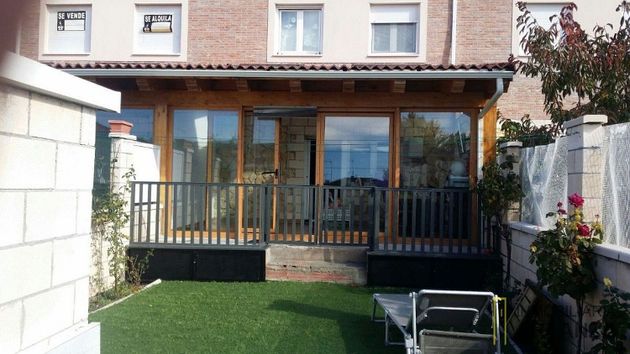 Foto 1 de Casa adossada en venda a Sotragero de 3 habitacions amb terrassa i garatge
