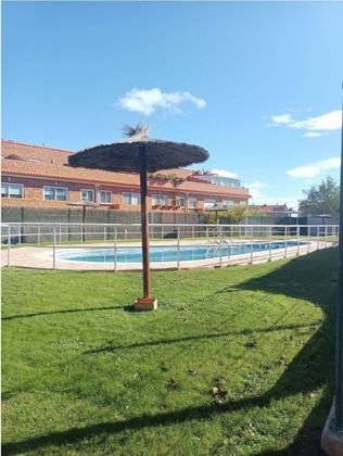 Foto 2 de Casa en venda a Muela (La) de 4 habitacions amb terrassa i piscina