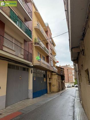 Foto 2 de Pis en venda a Centro - Aranda de Duero de 4 habitacions amb terrassa i calefacció