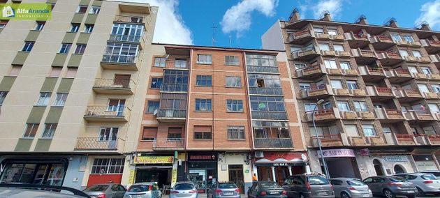 Foto 1 de Pis en venda a calle Santiago de 3 habitacions amb terrassa i garatge