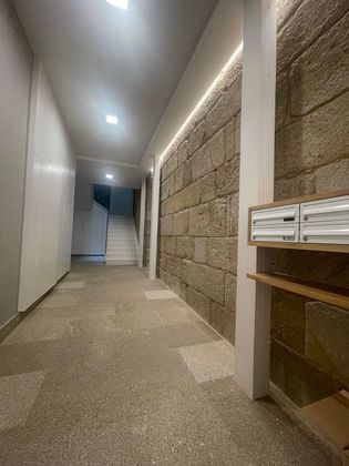 Foto 2 de Venta de piso en Poio de 3 habitaciones con calefacción y ascensor