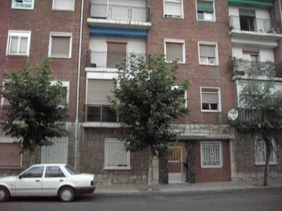 Foto 2 de Pis en venda a calle Simón de Colonia de 3 habitacions amb terrassa i balcó