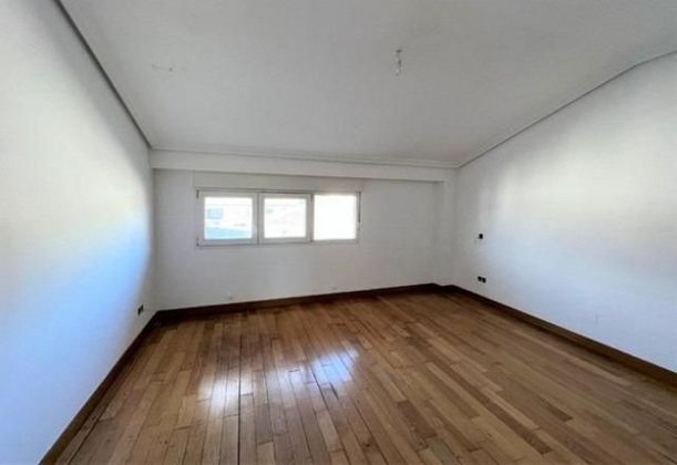 Foto 2 de Venta de casa en Villalbilla de Burgos de 2 habitaciones y 130 m²