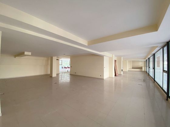 Foto 1 de Alquiler de oficina en Areal – Zona Centro de 399 m²