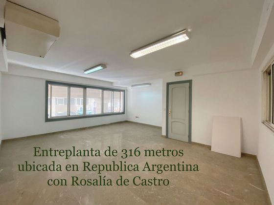 Foto 1 de Venta de oficina en Areal – Zona Centro con terraza y ascensor