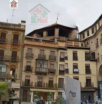 Foto 1 de Dúplex en lloguer a Centro - Salamanca de 2 habitacions amb mobles i balcó