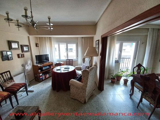 Foto 1 de Venta de piso en Carmelitas - San Marcos - Campillo de 4 habitaciones con terraza y balcón