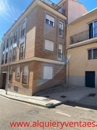 Foto 2 de Venta de piso en Pizarrales de 4 habitaciones con terraza y calefacción