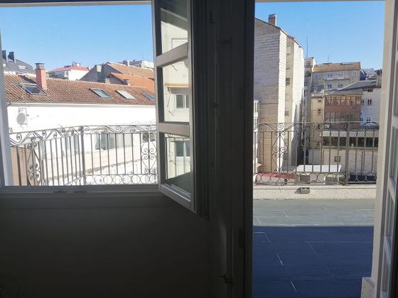 Foto 2 de Àtic en venda a Centro - Ourense de 3 habitacions amb terrassa i garatge