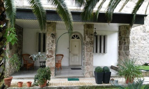 Foto 1 de Xalet en venda a Barbadás de 5 habitacions amb terrassa i piscina
